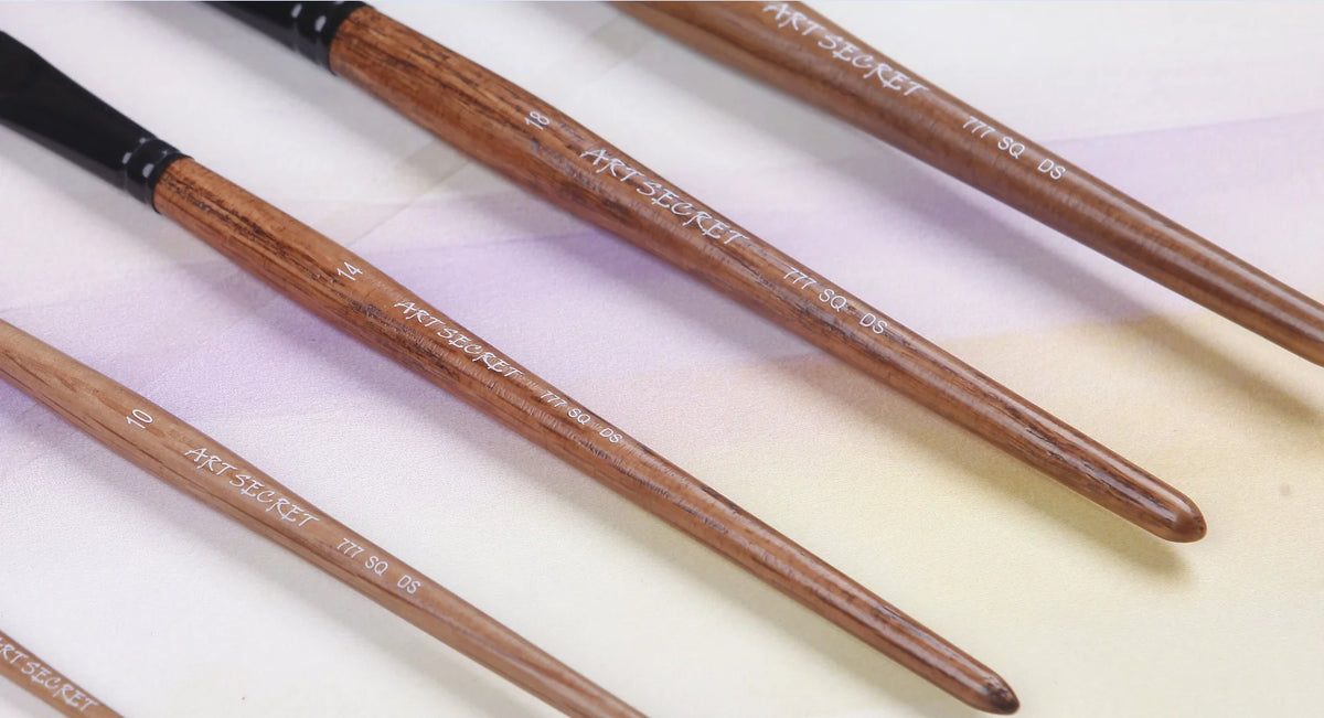 Professional Squirrel Hair Watercolor Liner Brushes with Oak Wood Handles
