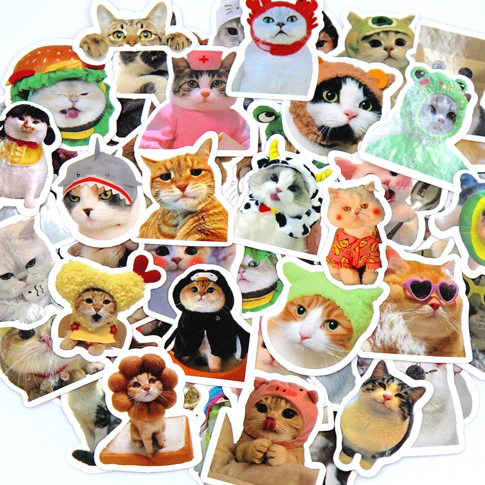 Gemisch von lustigen Cartoon-Stickers mit verschiedenen Katzen und Tieren