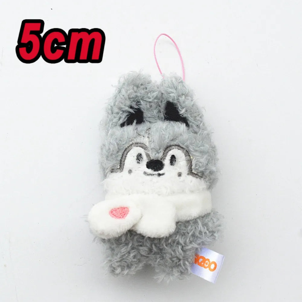 Adorable Plush Cartoon Keychain – Soft Pink Mini Pendant
