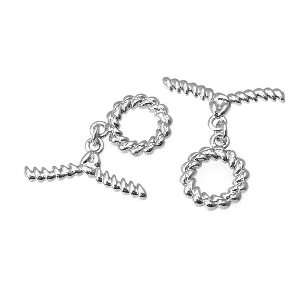 A pair of 18K gold round O-toggle clasps for bracelets and jewelry making.