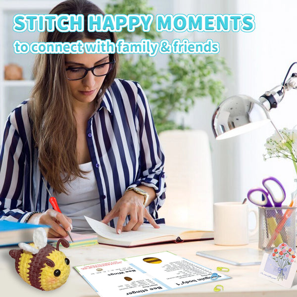 Une femme coud des moments joyeux pour rester connectée avec sa famille et ses amis, entourée de fournitures de loisirs créat
