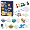 Eine Box mit einem Dinosaurier-Malspielzeugset, das verschiedene Plastikspielzeuge und Malwerkzeuge zeigt.