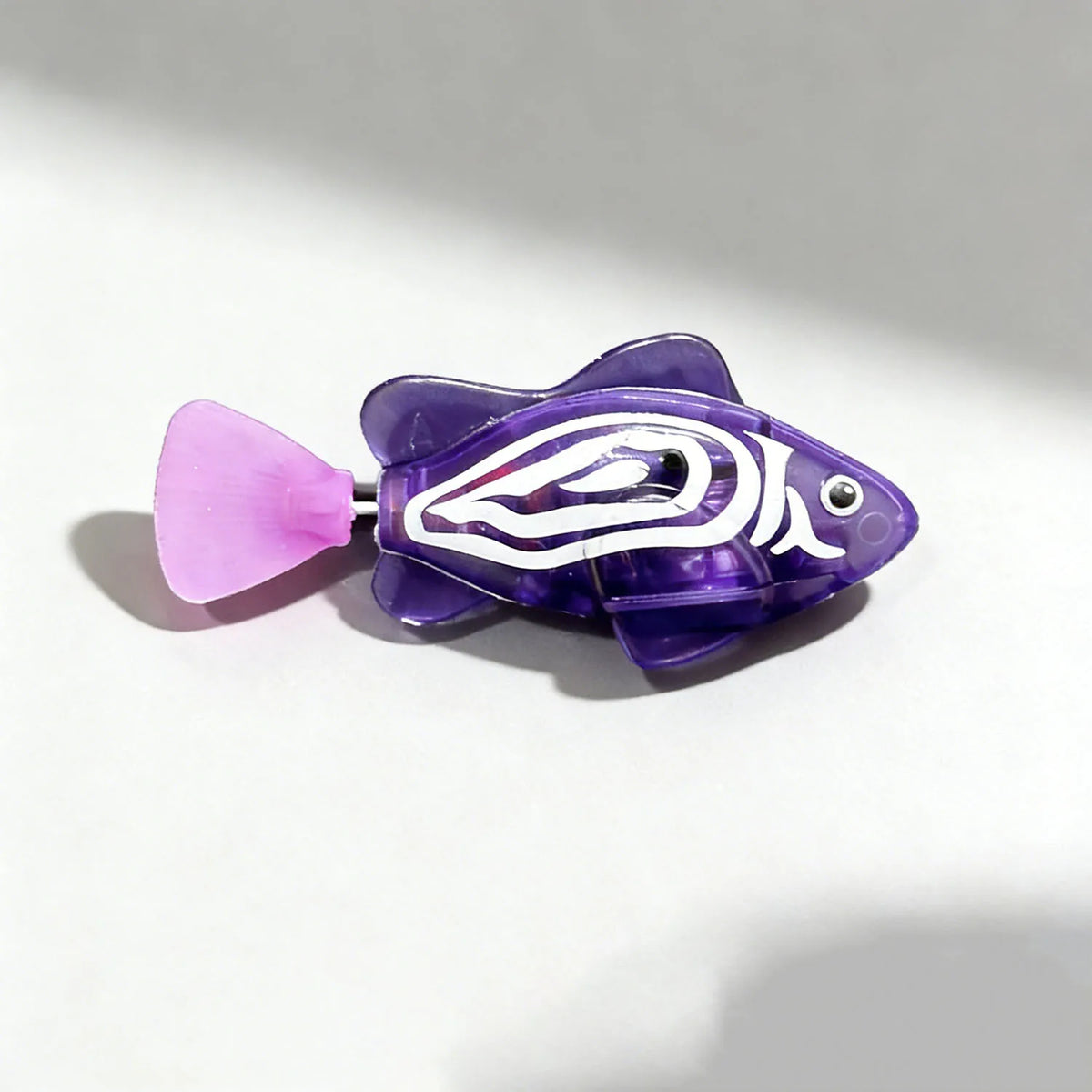 Glowing Robotic Fish Toy with Water-Activated Swimming