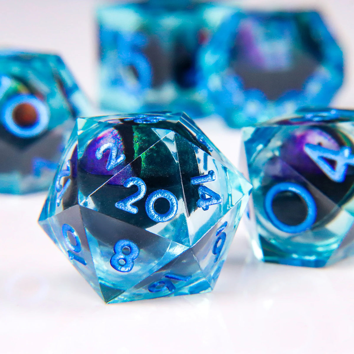Liquid Core Polyhedral Dice Set – 7 Sharp-Edge Resin Dice with Swirling Quicksand