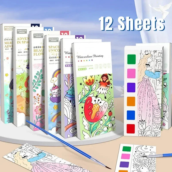 12 cuadernos portátiles de acuarela para niños sobre una mesa.