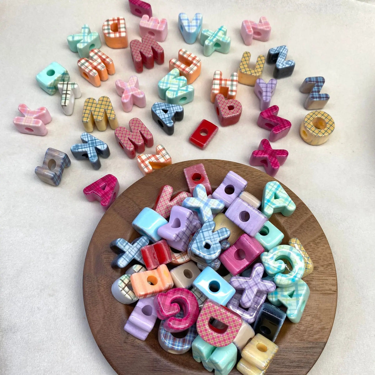 Acrylic Alphabet Beads for DIY Phone Chains and Keychains