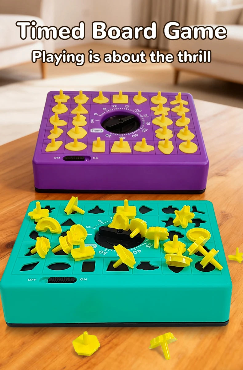 Un jeu de société violet chronométré et un jeu de société bleu sarcelle chronométré avec des pièces de puzzle jaunes sur une 