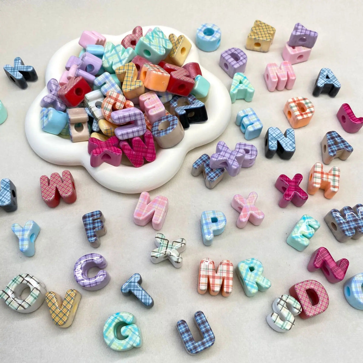 Acrylic Alphabet Beads for DIY Phone Chains and Keychains