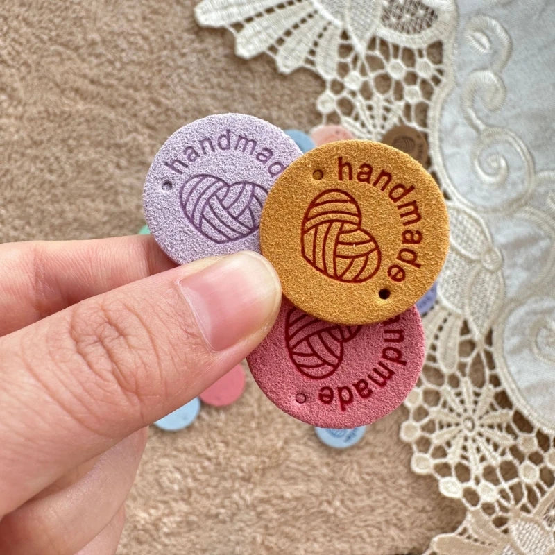 Round PU Leather Labels with Embossed Design for DIY Crafts