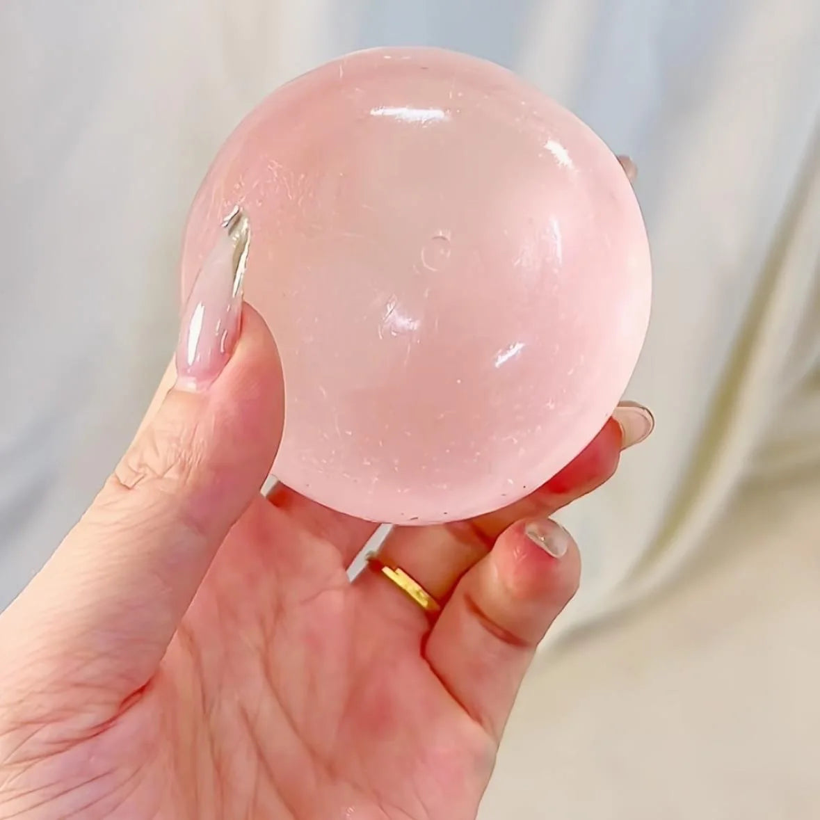 Moldable Stress Relief Squeeze Ball – Slow Rebound Coconut Scent