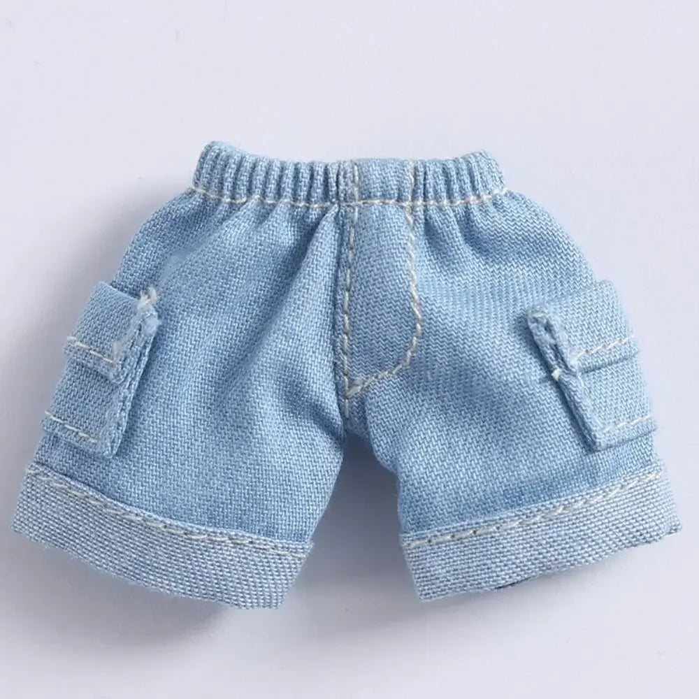 Shorts en jean bleu clair, mini, avec ourlets effilochés et poches à la poitrine pour accessoires de poupées