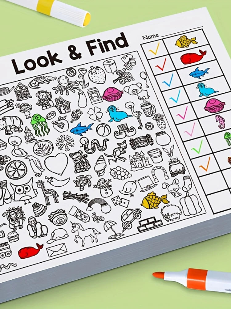 Page d'un livre interactif à trouver où divers objets sont marqués sur une grille.