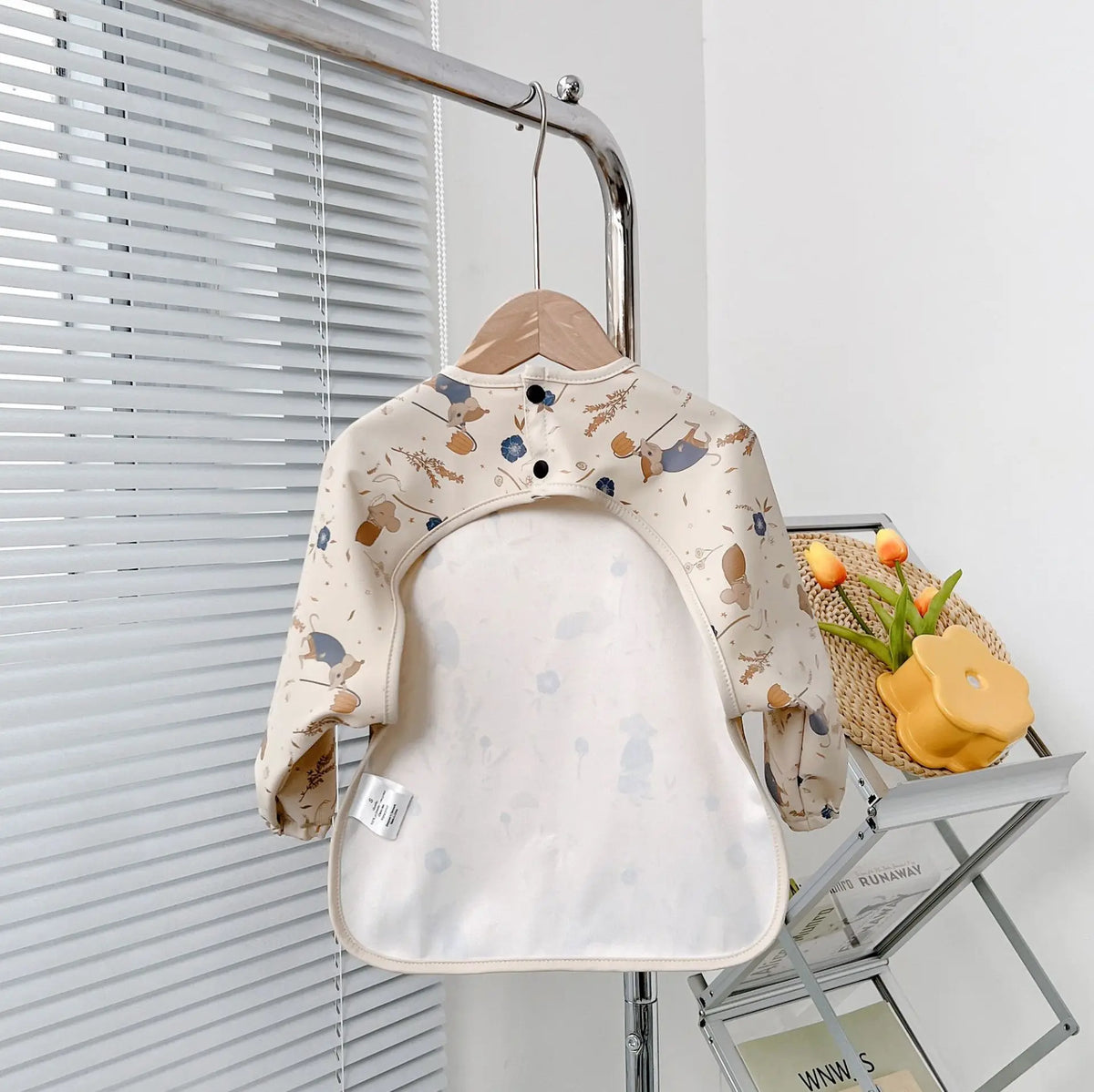 Waterproof Baby Feeding Bib with Long Sleeves