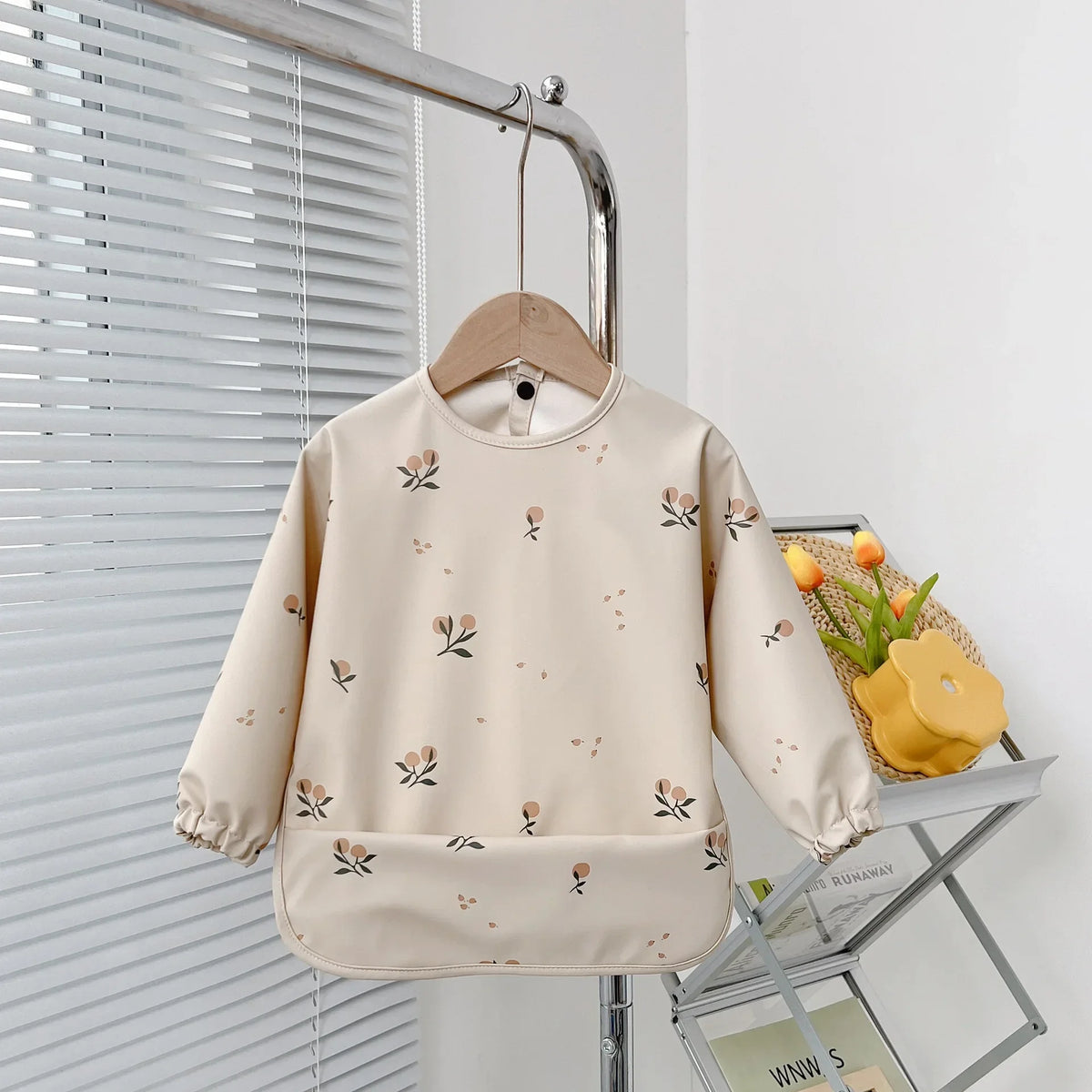 Waterproof Baby Feeding Bib with Long Sleeves
