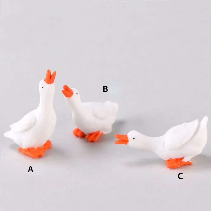 Charming Goose Figurine for Desk and Garden Decor