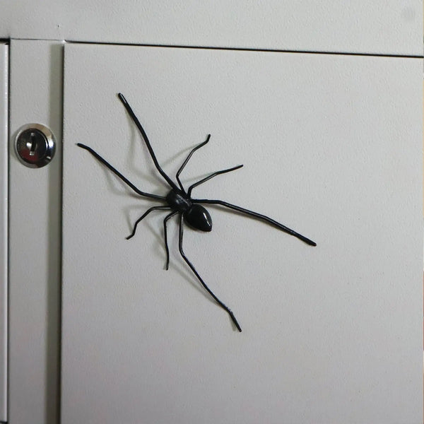 Realistic Spider Fridge Magnet – Fun Prank Decor