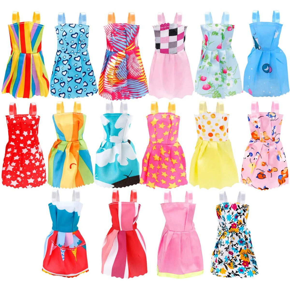 Collection d'accessoires de poupées colorés, incluant diverses robes et tenues pour mini-figurines