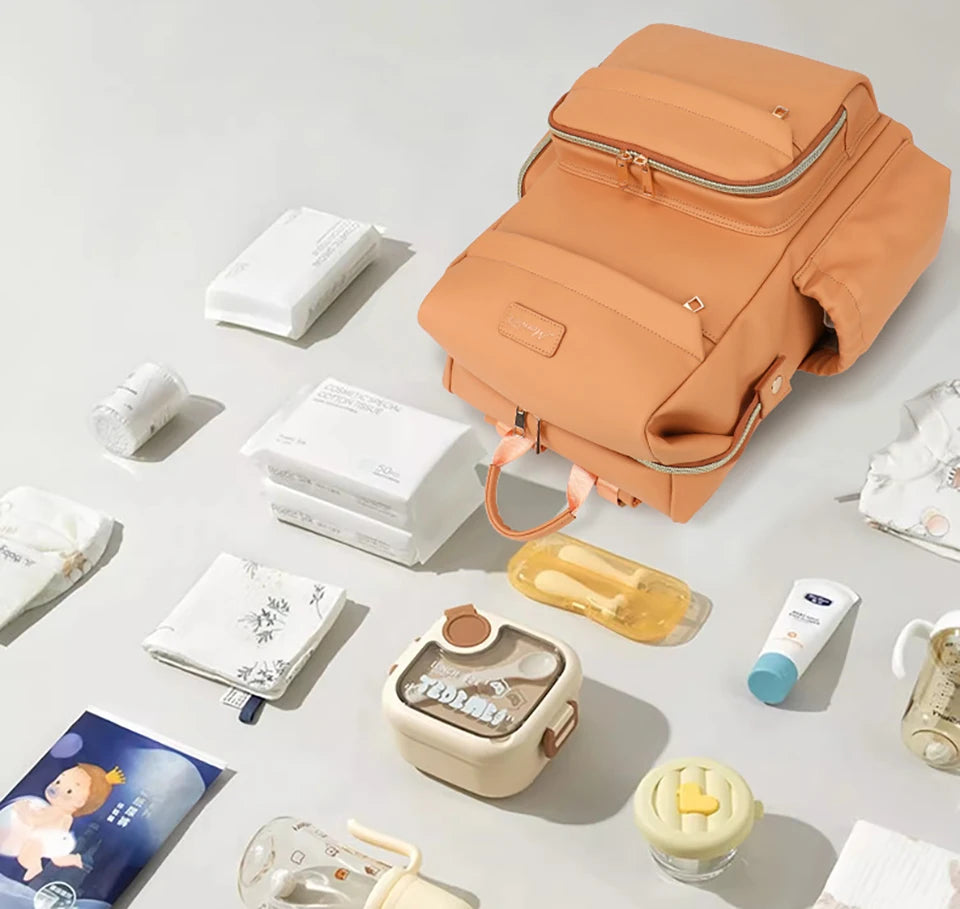 Minimalist Diaper Backpack with Insulated Pockets