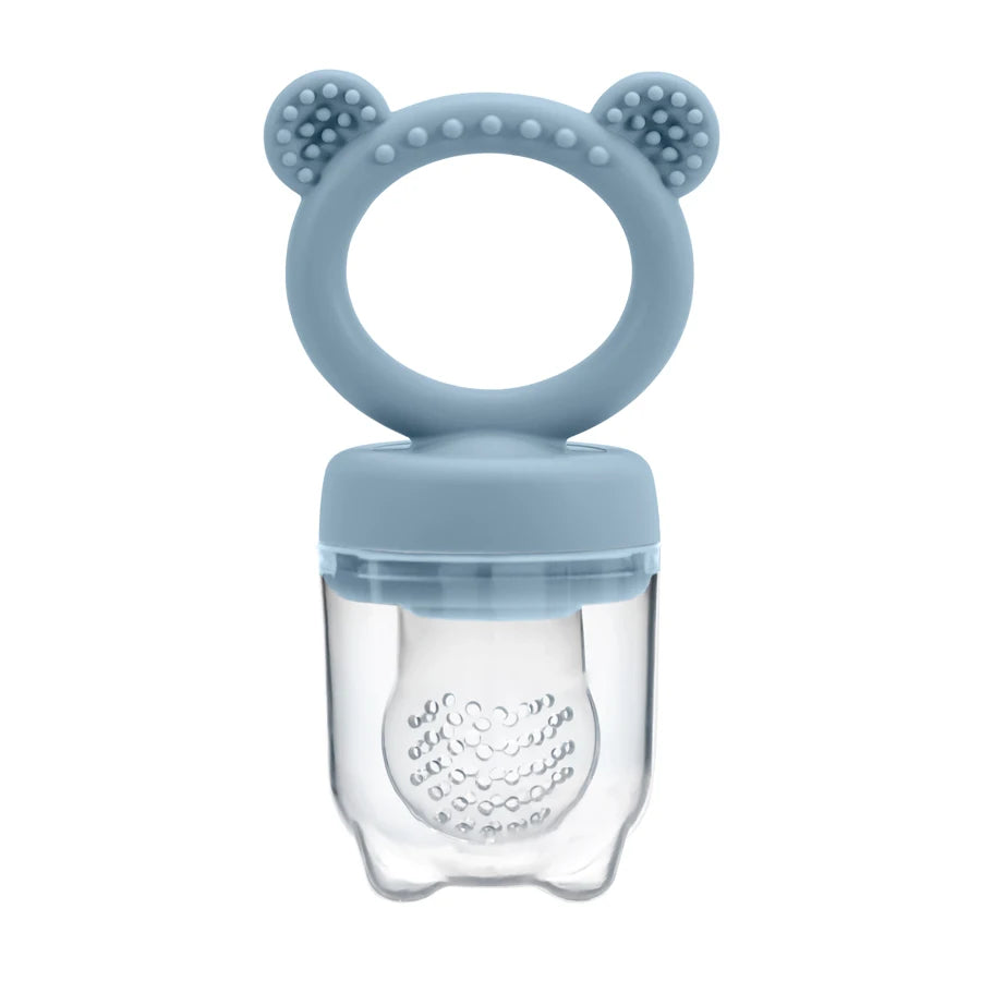 Helles blaues Silikon-Fruchtfutter-Pacifier mit abgerundetem Deckel und klarem Silikonkörper.