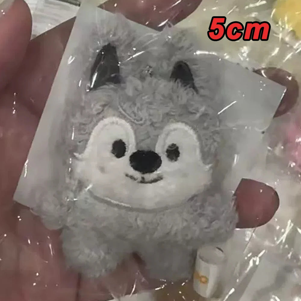 Adorable Plush Cartoon Keychain – Soft Pink Mini Pendant