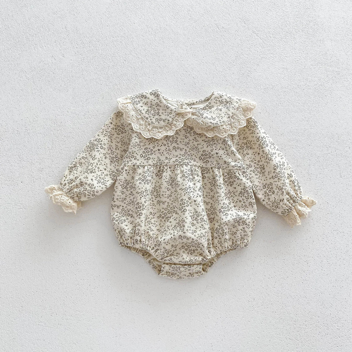 Baby Girls Lace-Trim Cotton Romper with Floral Details