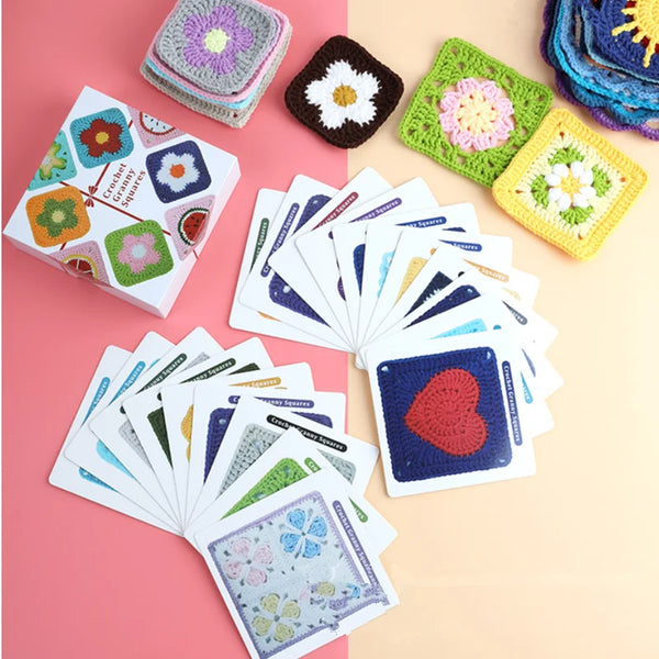 Eine Sammlung farbenfroher Häkel-Granny-Squares und Strickmusterkarten auf pinkem Hintergrund.