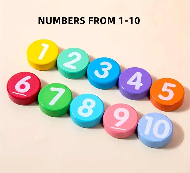 Dix cartes circulaires colorées affichant les chiffres de un à dix pour la pratique mathématique.