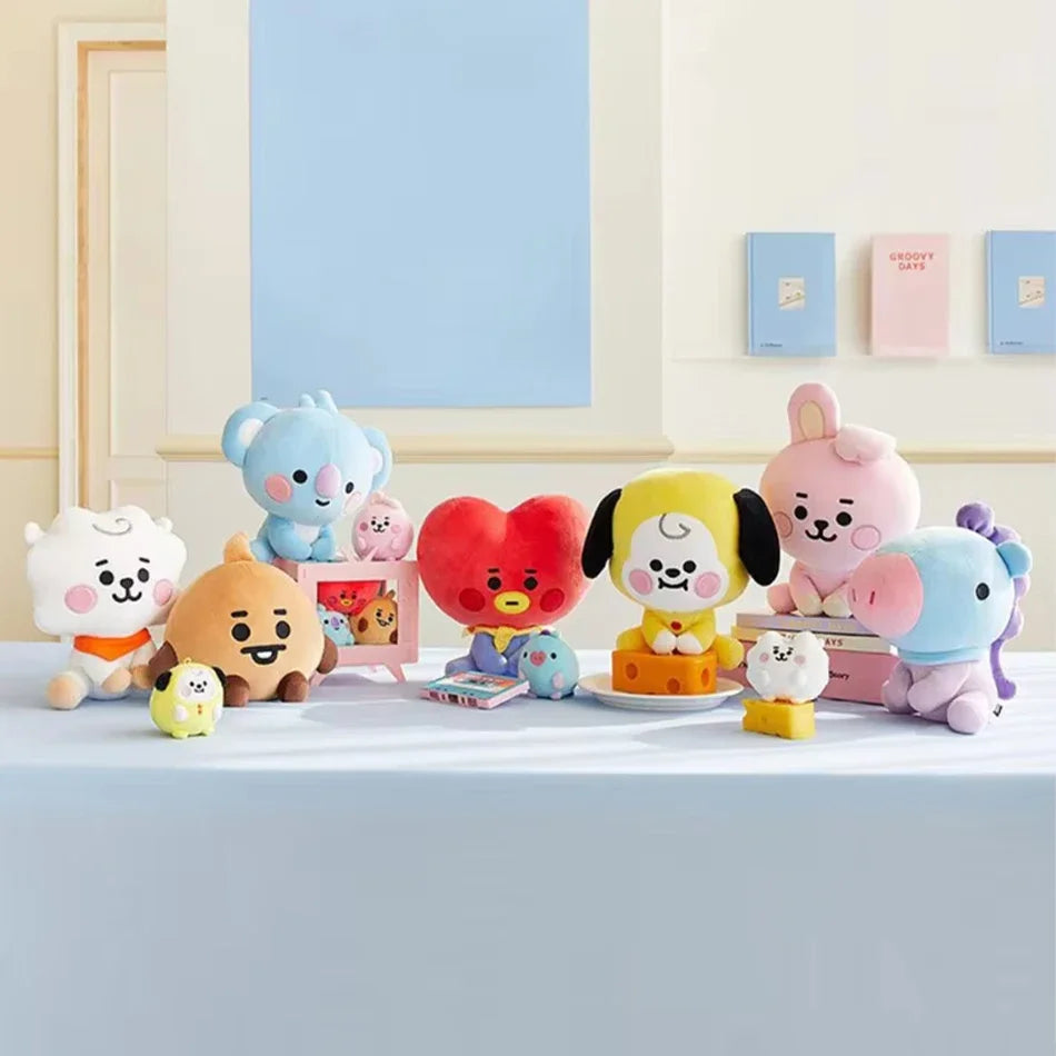Kawaii Plush Keychain Buddy – Soft Mini Stuffed Animal Charm