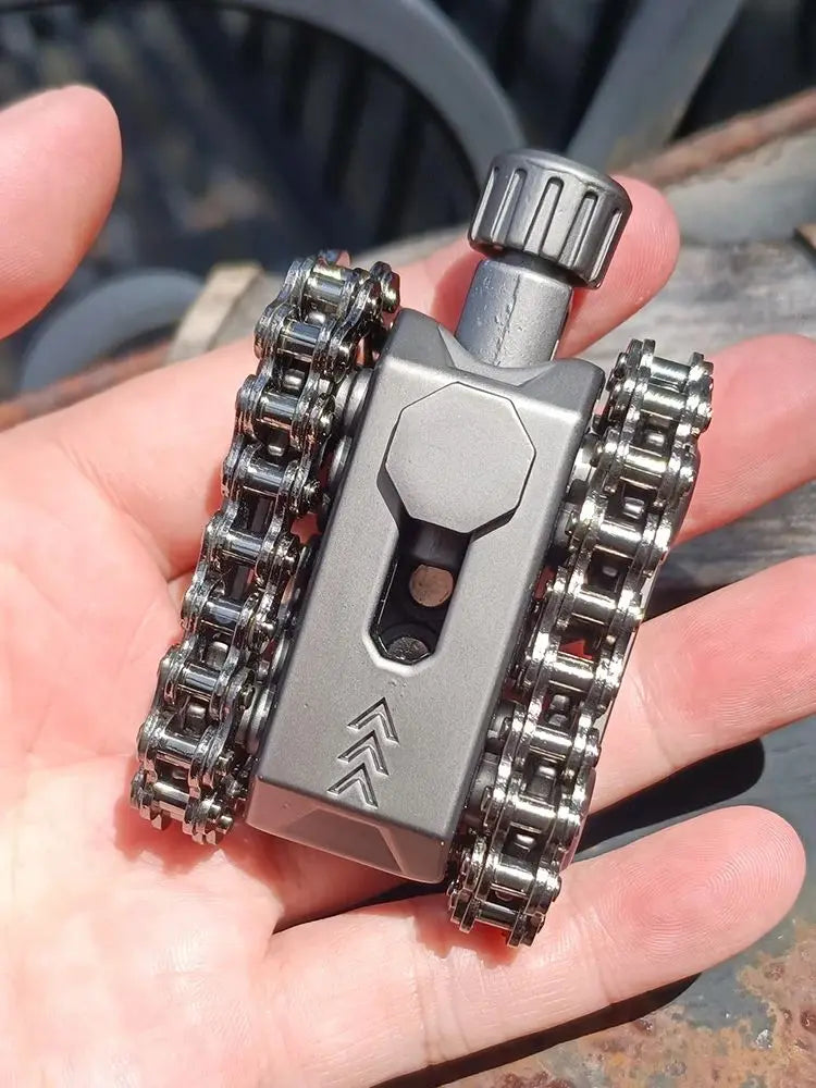 Metal Rotating Tank Fidget Toy – Tactical Stress Reliever