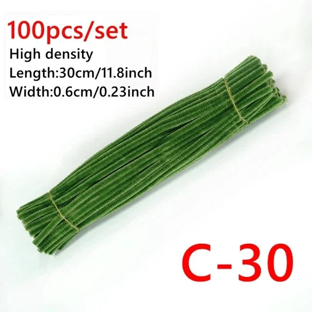 A bundle of 100 green chenille craft sticks measuring 30cm long and 0.6cm wide.