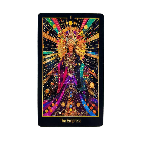 Vertikalt tarotkort med titeln Kejsarinnan, en strålande kvinnofigur omgiven av kosmiska element.