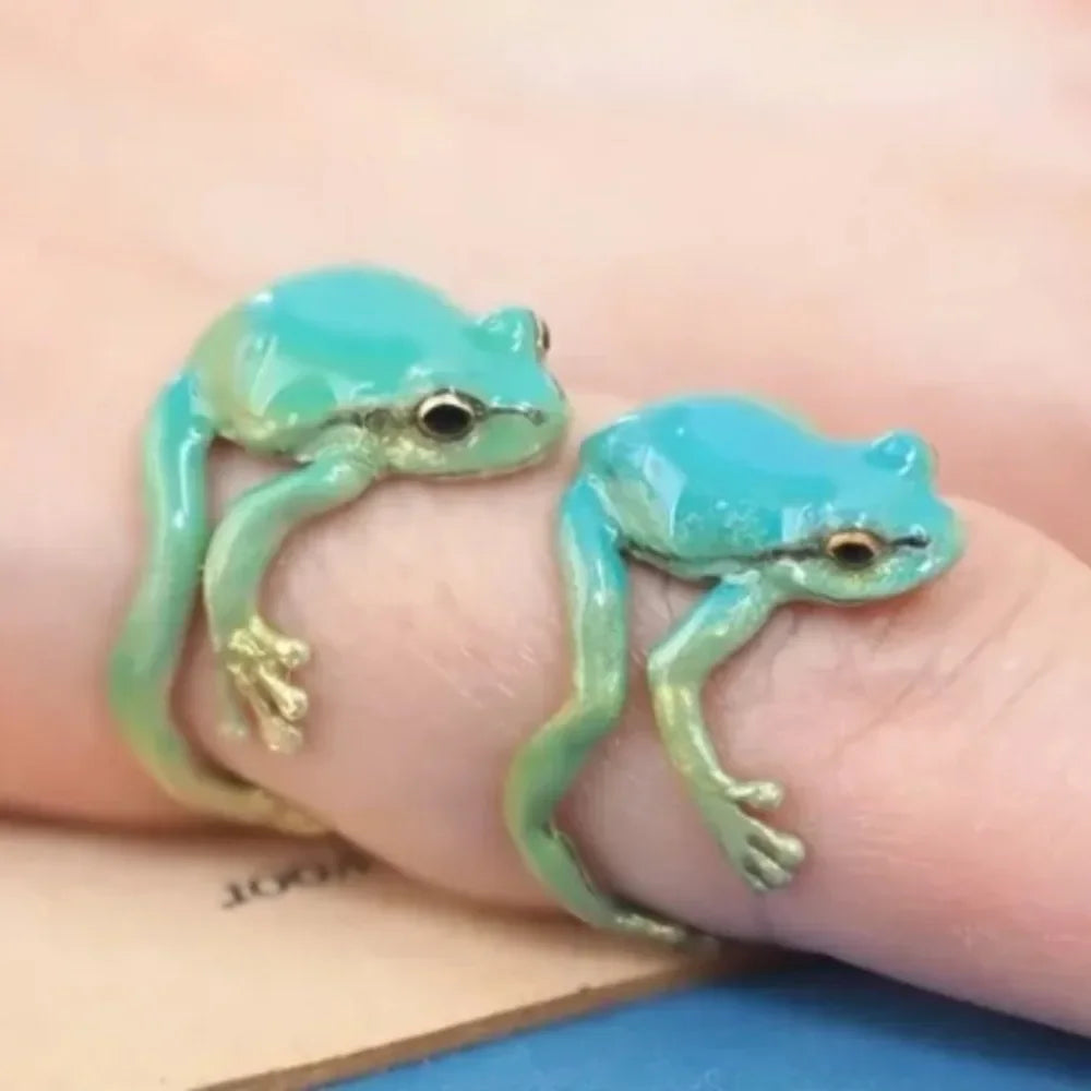 Cute Green Tree Frog Adjustable Ring