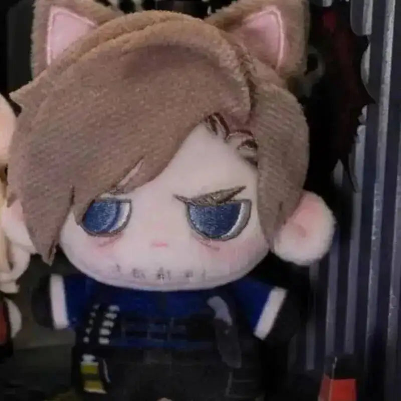 A plush doll set featuring characters Leon and Ashley from Resident Evil 9
