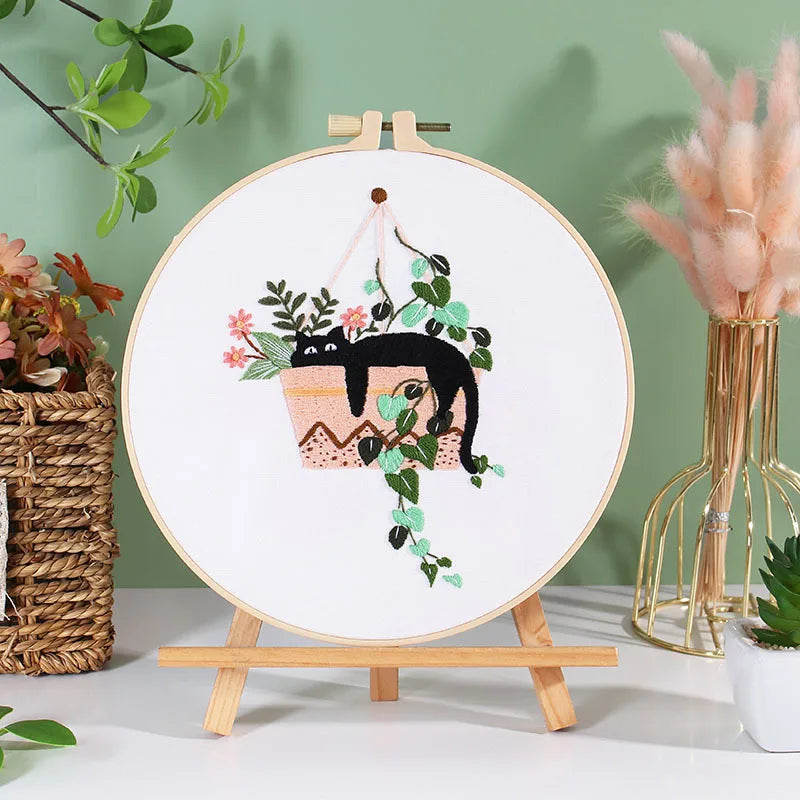 Beginner Embroidery Kit with Floral and Cat Patterns