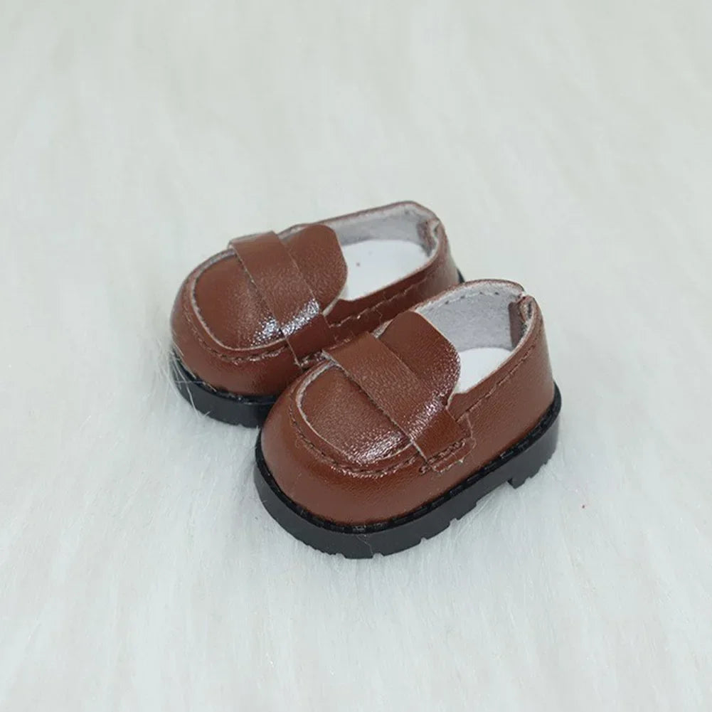 Brown leather casual sneakers designed for 17cm Labubu dolls