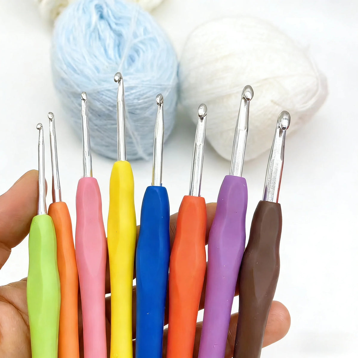 Complete Crochet Hook Set – 8 Sizes for Every Project