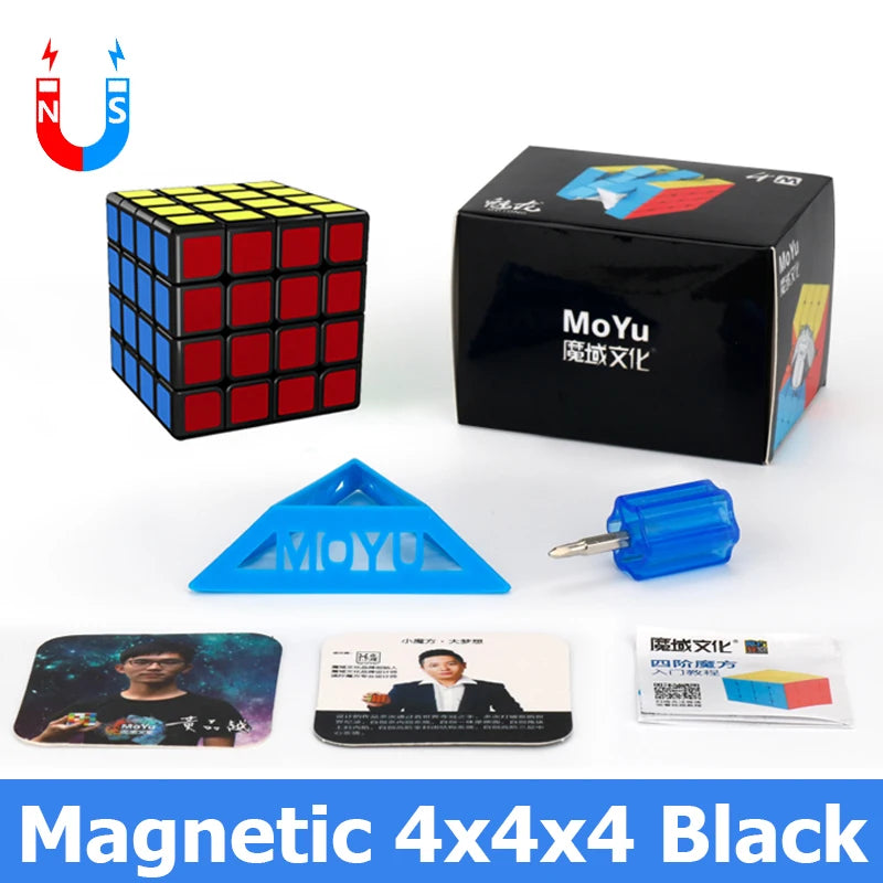 Cube magnétique 4x4 noir avec ses pièces démontées et son emballage.