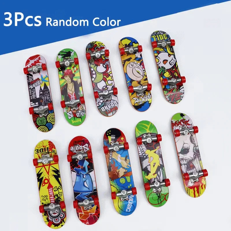 Three pieces of random color mini finger skateboards for trick practice and coordination