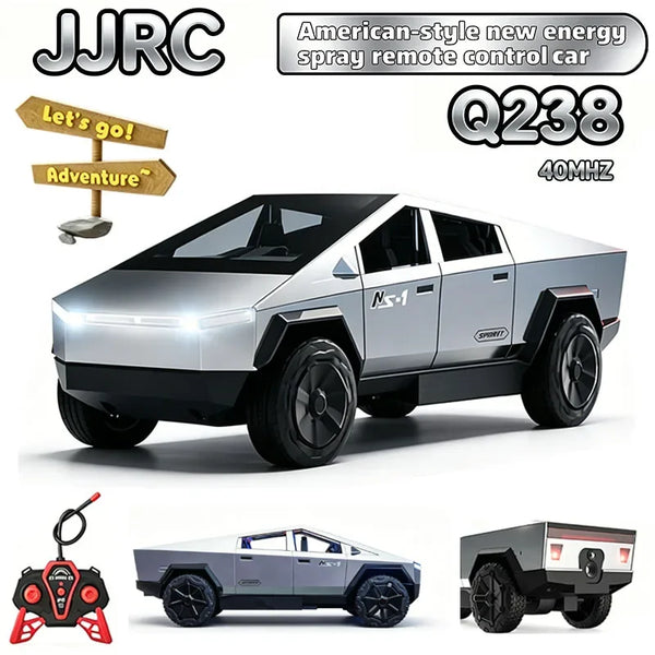 Voiture télécommandée américaine argent et noir, avec phares à LED et pneus tout-terrain.