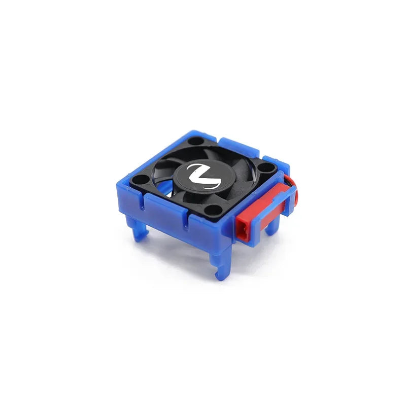 Blauer und roter Hochleistungslüfter für Traxxas RC Fahrzeuge.