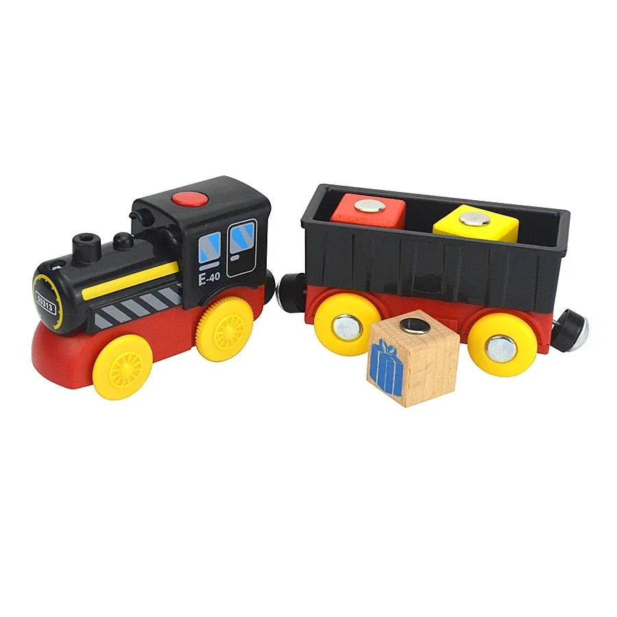 Magnetic Wooden Train Set with Locomotive and Two Carriages