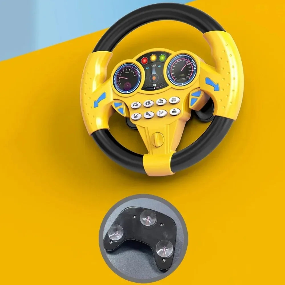 Volant d'apprentissage jaune avec commandes et un anneau noir sur fond orange vif.