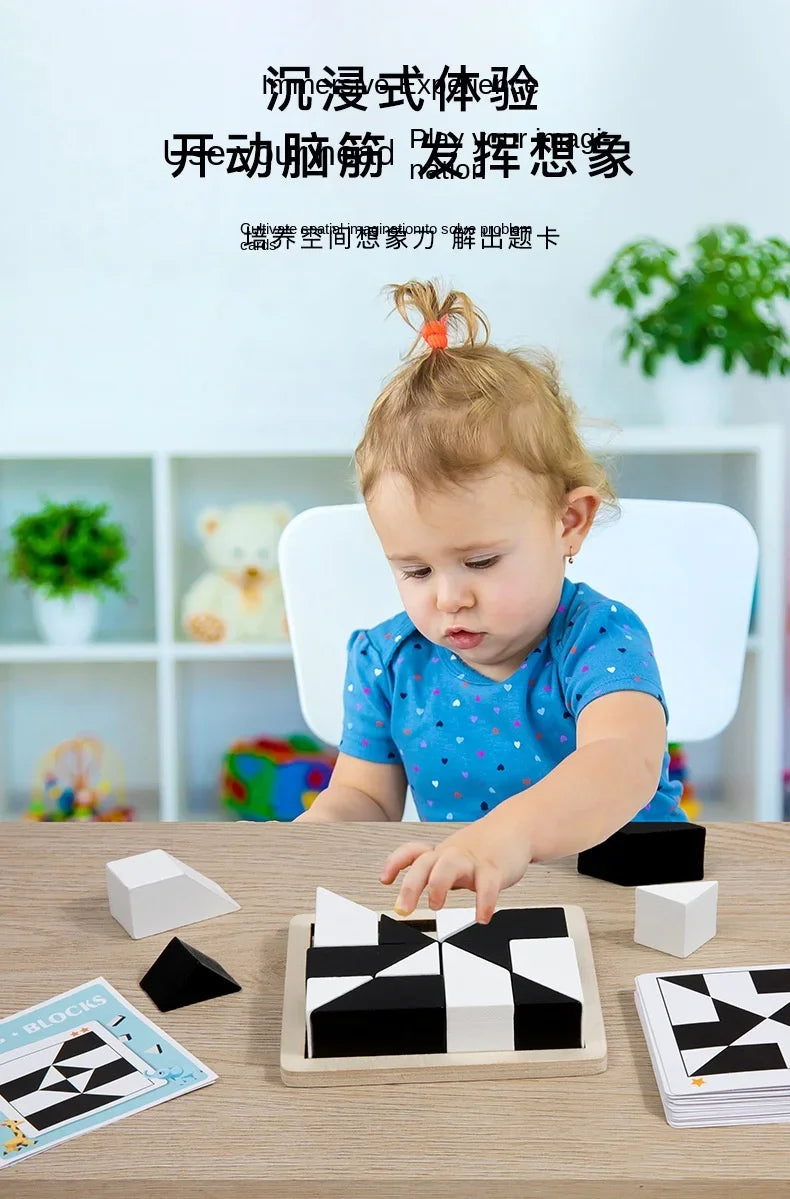 Un enfant joue avec des blocs de construction en bois géométriques noir et blanc sur une table.