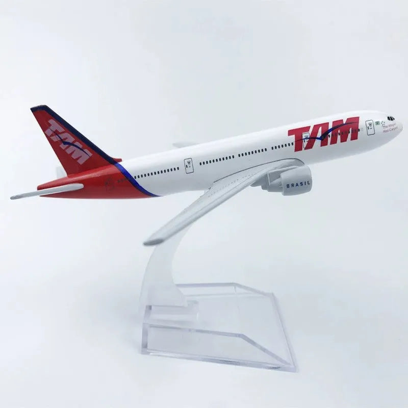 Diecast Metal Boeing Aircraft Model – 16 cm Collectible Display Piece