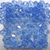 Collection de petites perles de cristal bleues facettées pour la fabrication de bijoux DIY.