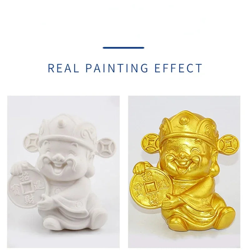 A pair of sculpted figures, one white and one gold, demonstrating a real painting effect.