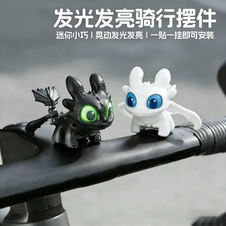 Toothless Night Light Keychain with Movable Wings