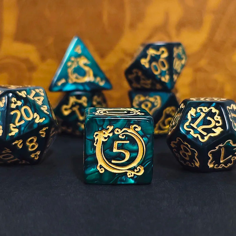 Dragon Pattern Polyhedral Dice Set for RPG & Tabletop Gaming