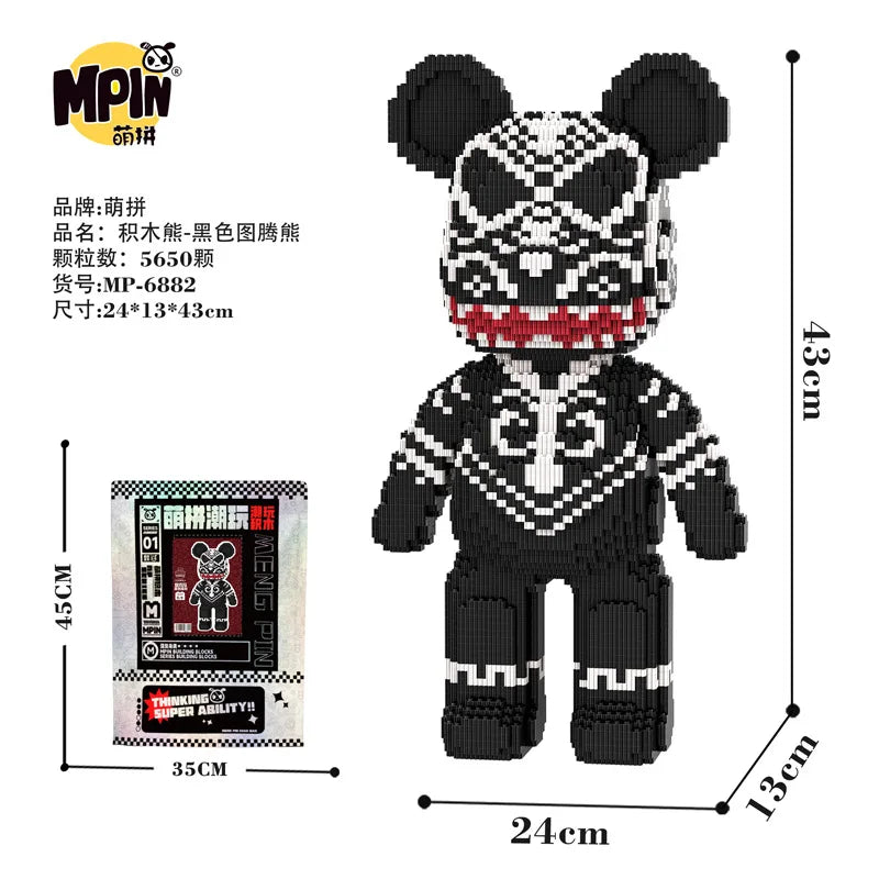 A black bear micro building block kit featuring a detailed face and body, shown with packaging.