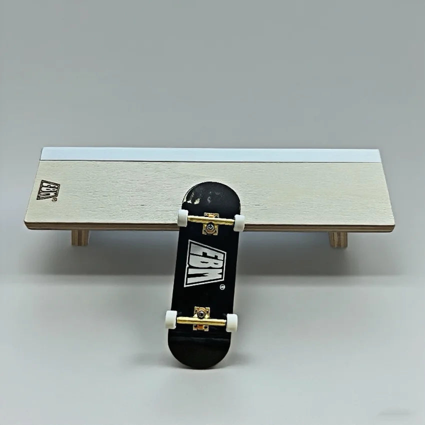 Wooden Finger Skateboard Ramp Set for Practice & Tricks